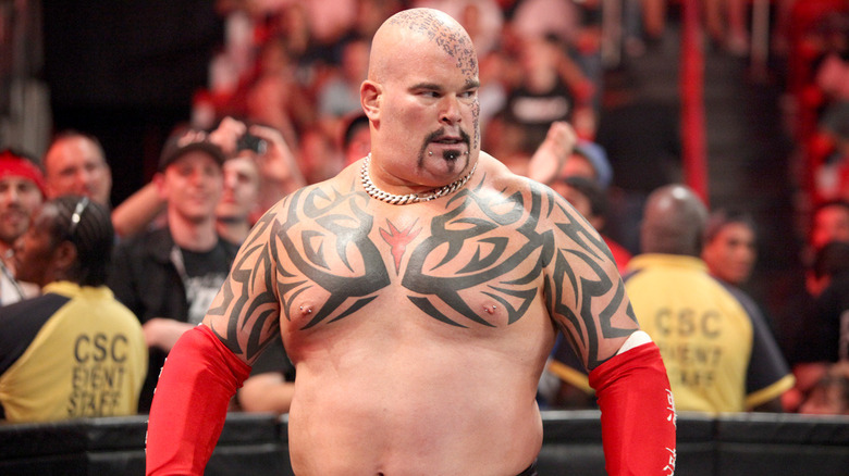 Lord Tensai leaving ringside