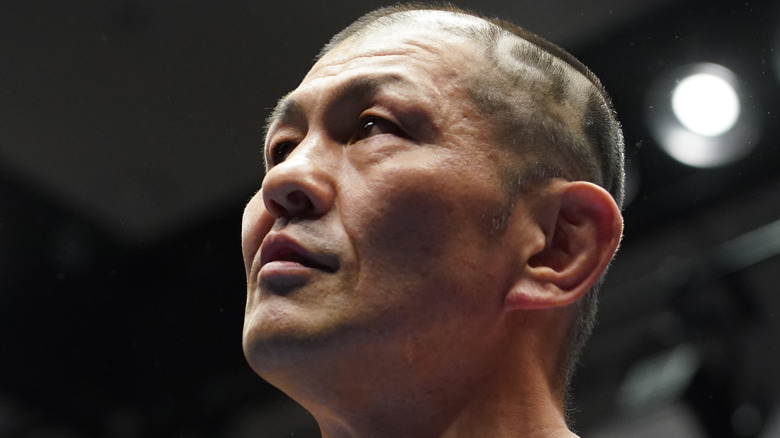 Minoru Suzuki looks up