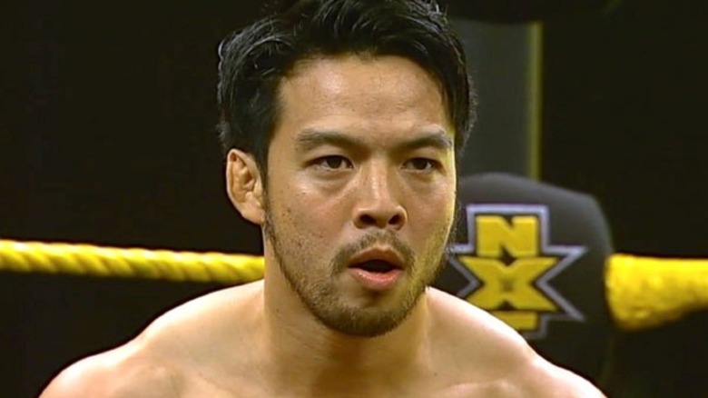 Hideo itami en WWE NXT