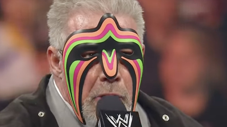 The Ultimate Warrior speaks to fans
