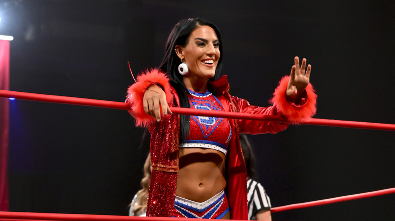 Tessa Blanchard waves to a fan
