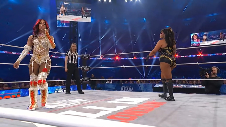 Mercedes Mone and Willow Nightingale face off in the ring