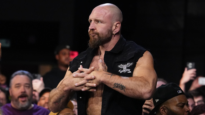 Jon Moxley cracking his knuckles
