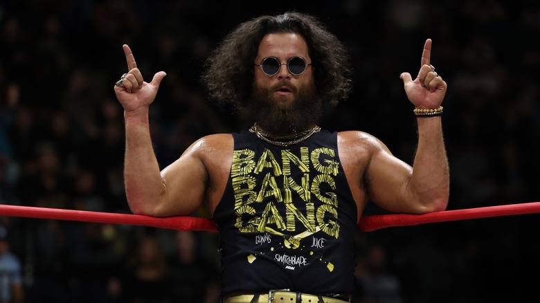 Juice Robinson poses in the ring