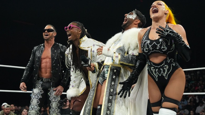 MxM TV laughing in the ring