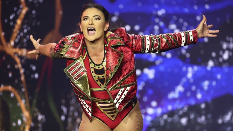 Alex Windsor's entrance