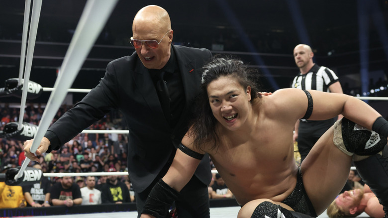 Takeshita and Callis in the ring