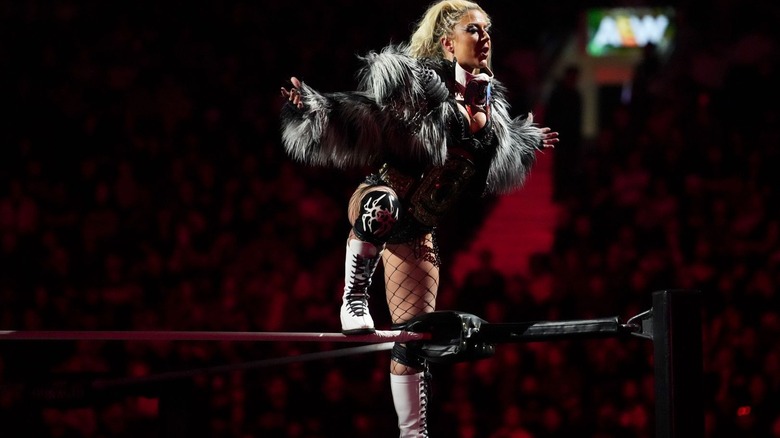 Thekla posing on the ropes