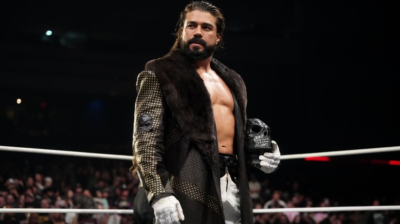 Andrade El Idolo in the ring