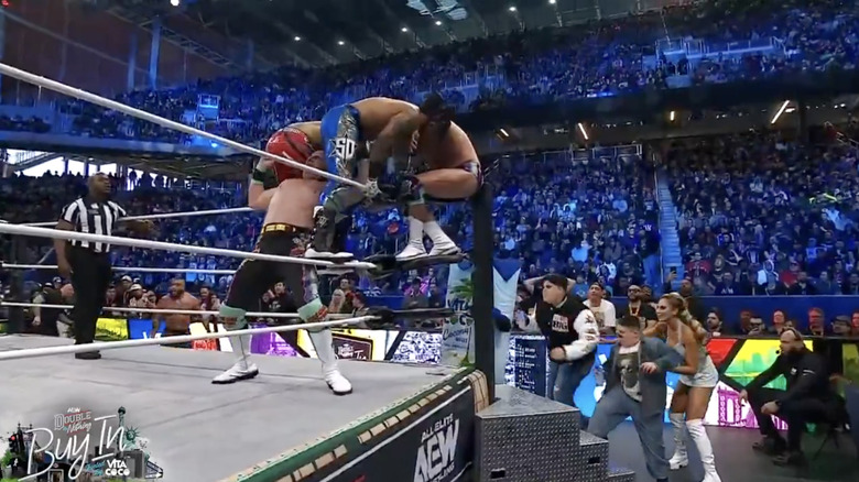 Several competitors in the corner