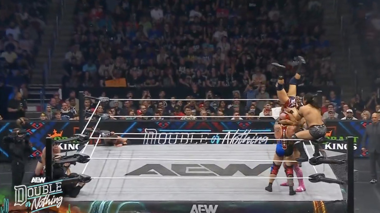 Several competitors in the ring