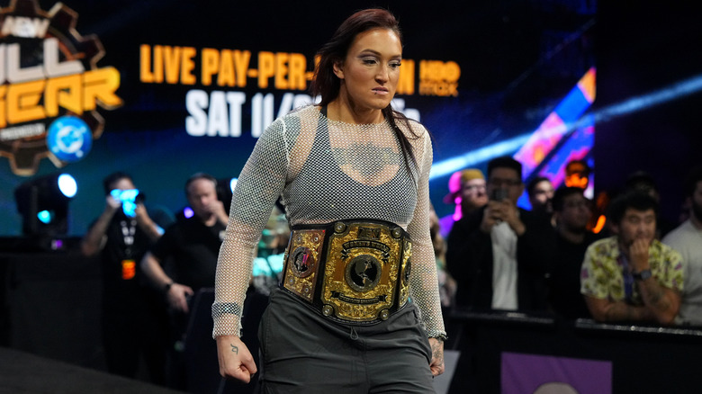 Kris Statlander making her way to the ring