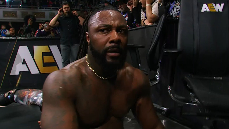 Swerve Strickland at ringside