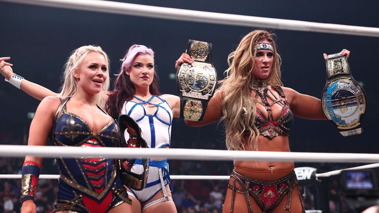 Megabad and Lena Kross at AEW Grand Slam Australia 2026