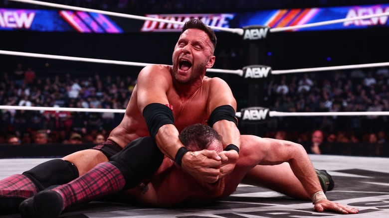 Nigel McGuinness locks Kyle O'Reilly in a Labell Lock