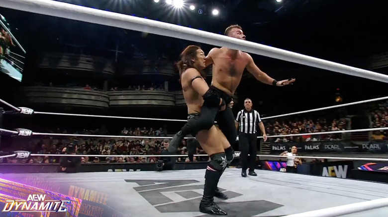 Takeshita and Garcia the ring