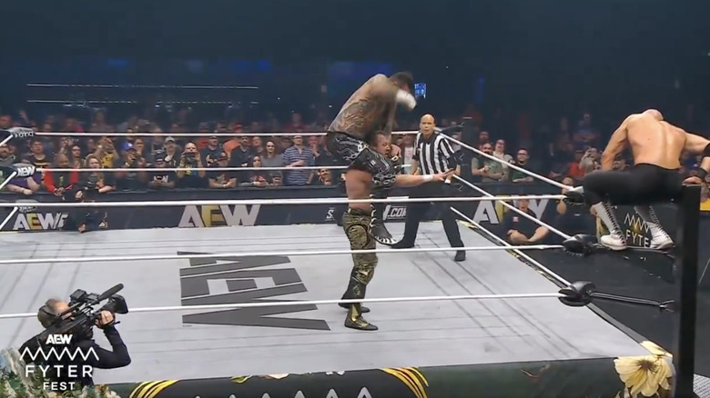 Omega with King in an Electric Chair position
