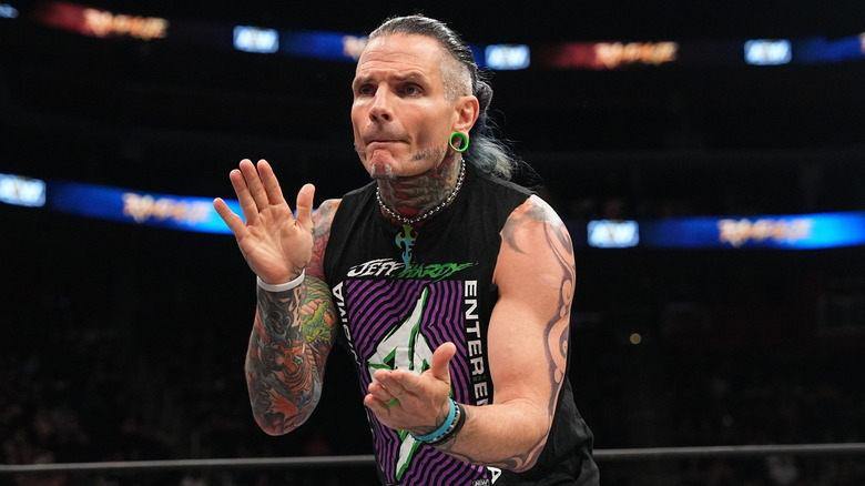 Jeff Hardy applauding 