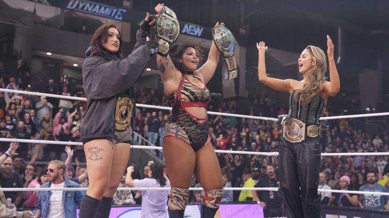 Nightingale in the ring with Statlander and Cameron last week after winning the TBS Championship