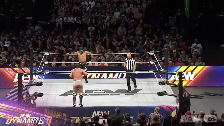 Bandido and Wheeler in the ring