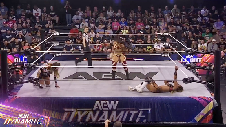 Everyone in the ring