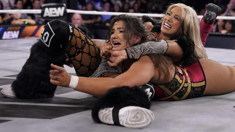 Mone with a crossface cinched in on Windsor during their match last Wednesday