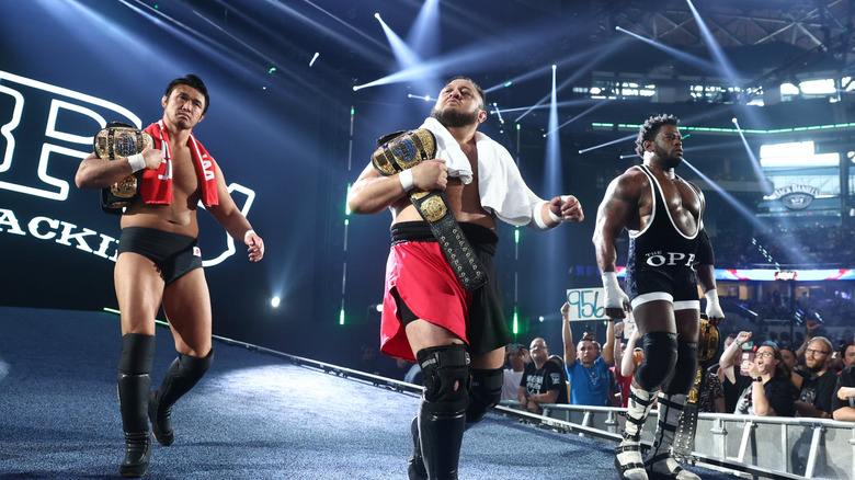 The Opps make an entrance