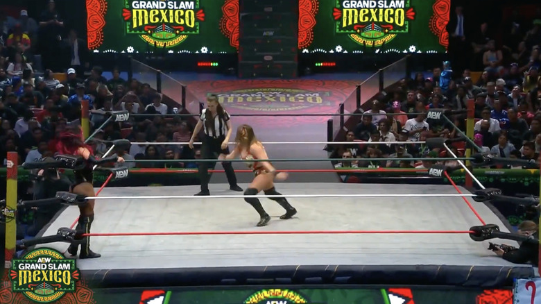 Mone and Zeuxis in the ring