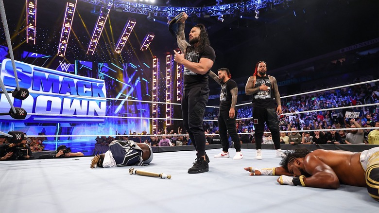 roman-reigns-smackdown-11-5-21