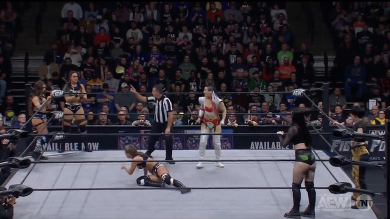 The six women in the ring