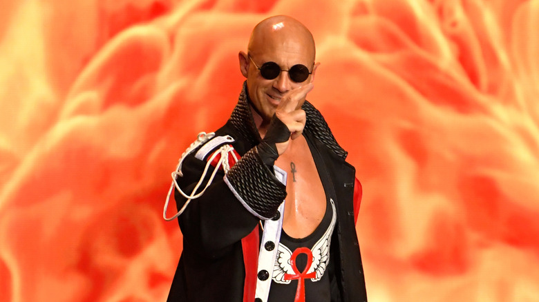 Christopher Daniels makes an entrance