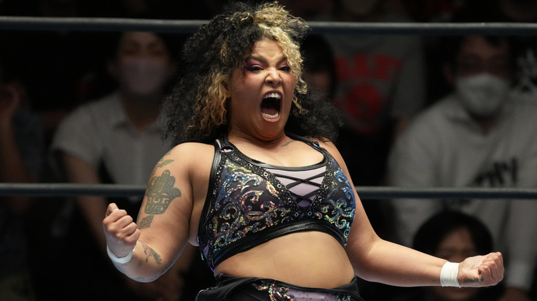 Willow Nightingale screaming in Japan