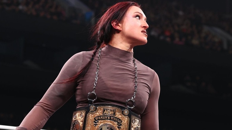 Kris Stalander wearing the AEW Women's Championship around her waist