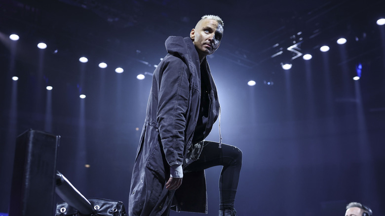 Darby Allin poses on the turnbuckle before a match on 