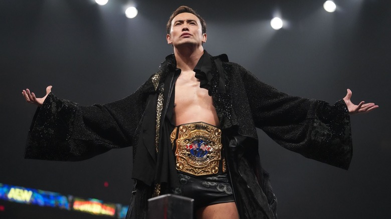 Kazuchika Okada makes his entrance