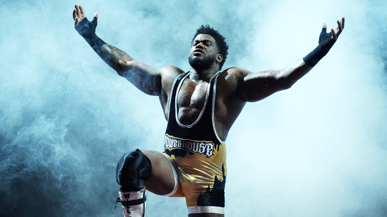 Powerhouse Hobbs makes an entrance