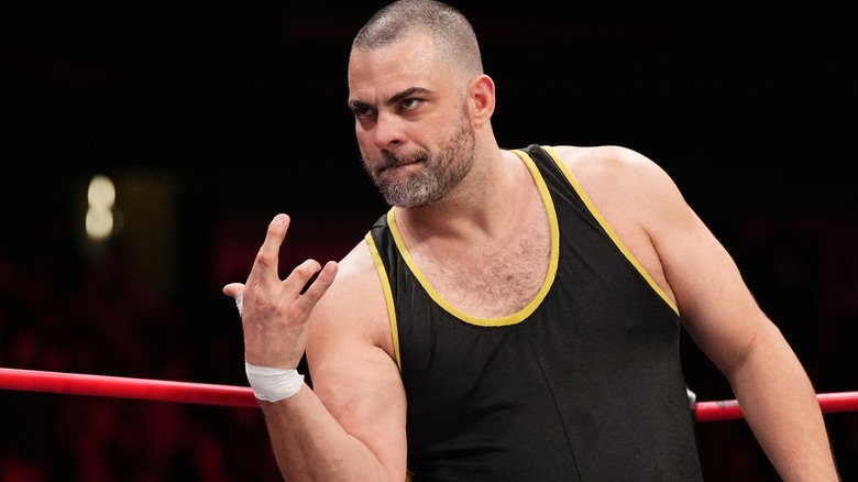 Eddie Kingston taunts his opponent