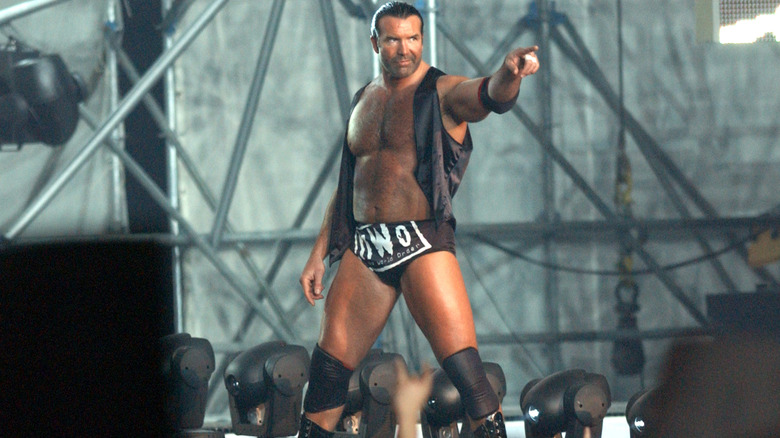Scott Hall makes an entrance