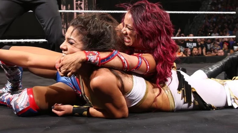 Sasha Banks vs. Bayley at NXT Brooklyn 2015