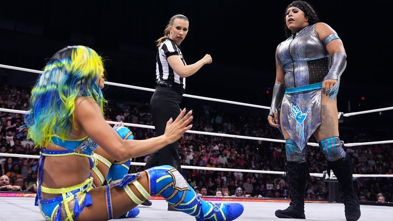 Nyla Rose challenges Mercedes Moné for the TBS title