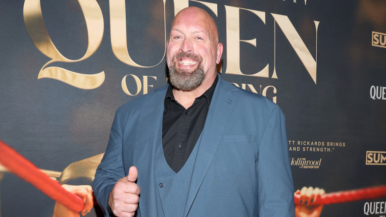 Paul Wight smiling