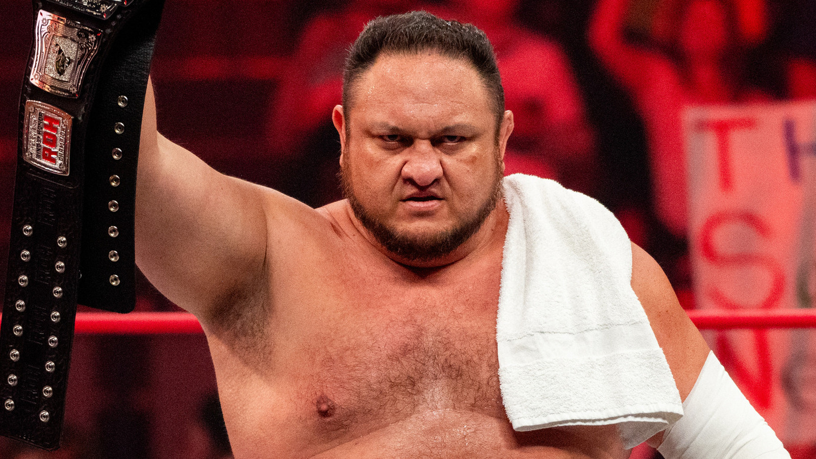 Samoa Joe Coquina Clutch