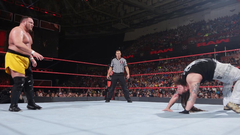 Samoa Joe Spooked By Bray Wyatt During A Match