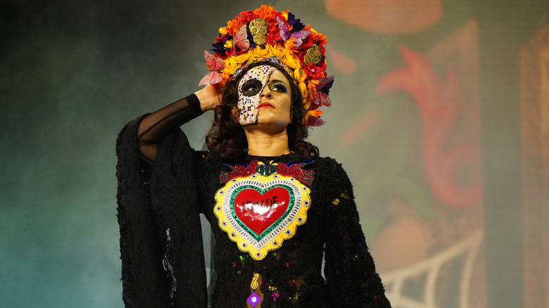 Thunder Rosa makes her entrance 