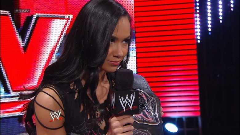 AJ Lee pipe bomb