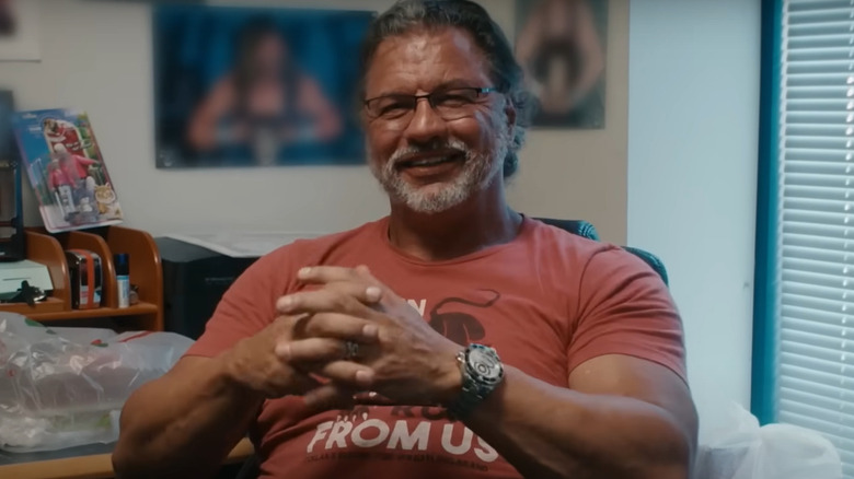 Al Snow smiling while appearing on "Wrestlers"
