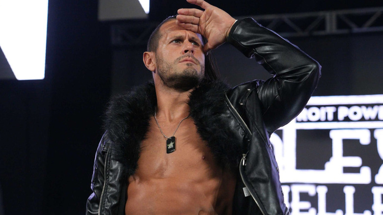 Alex Shelley making his entrance