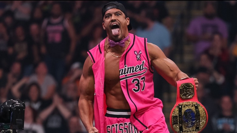Anthony Bowens sticking out his tongue