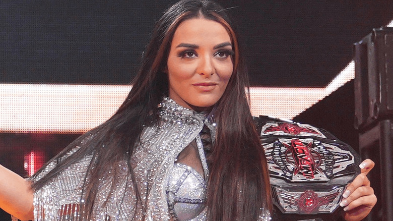 Deonna Purrazzo with the Knockouts Championship