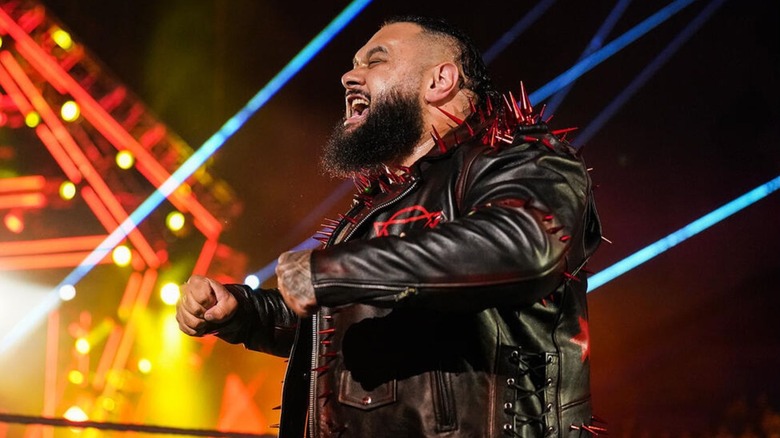 Bronson Reed poses in the ring ahead of his Australian Street Fight against Roman Reigns at WWE Crown Jewel 2025.